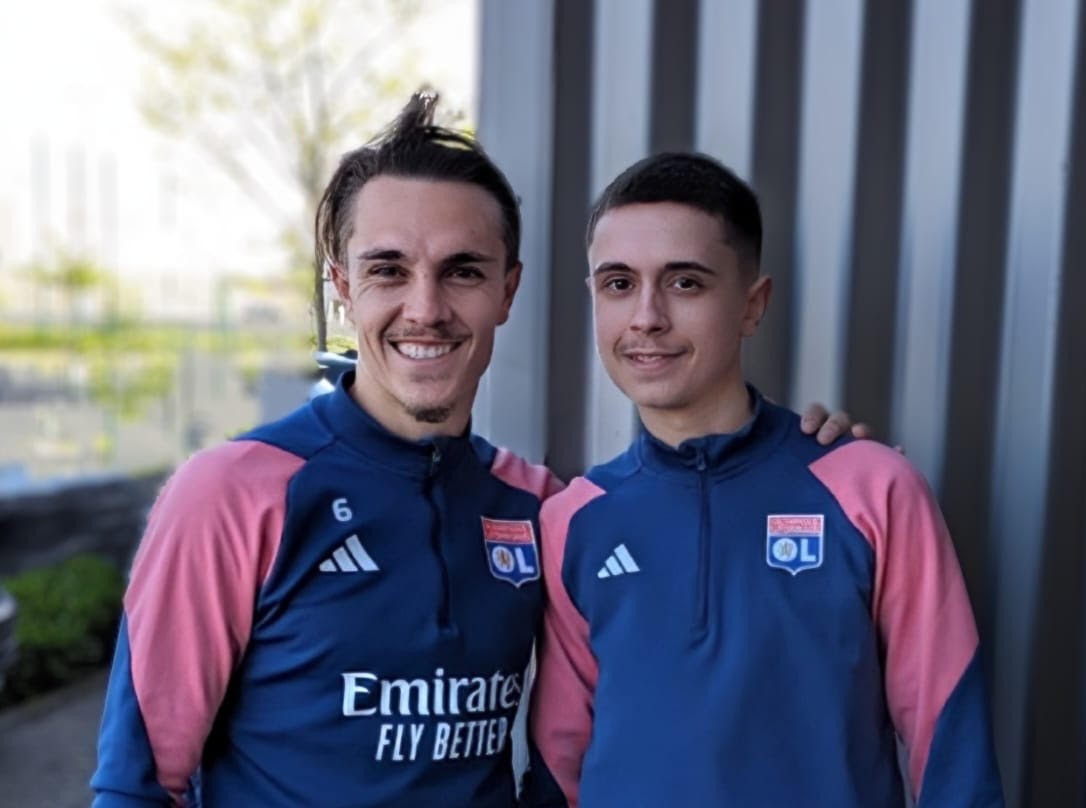 léo olympique lyonnais léo olympique lyonnais